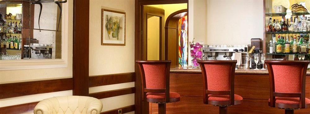 Hotel Ranieri Рим Екстериор снимка