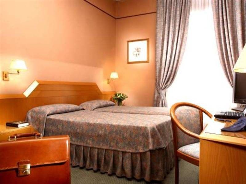 Hotel Ranieri Рим Екстериор снимка