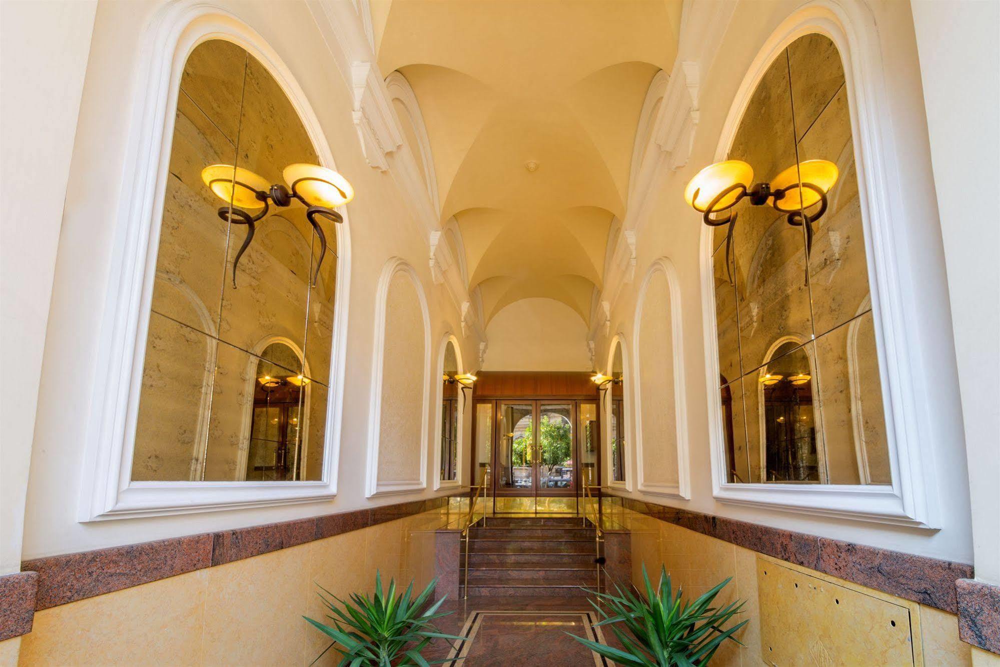 Hotel Ranieri Рим Екстериор снимка