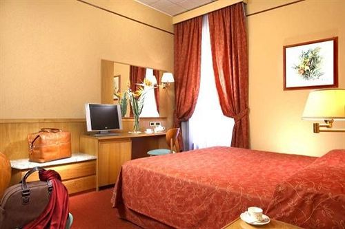 Hotel Ranieri Рим Екстериор снимка